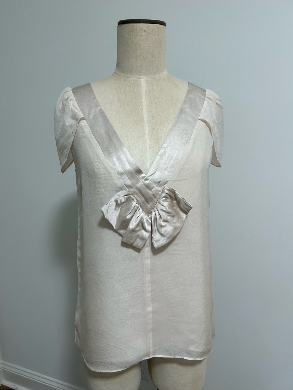 Moda International 100% Silk Blouse